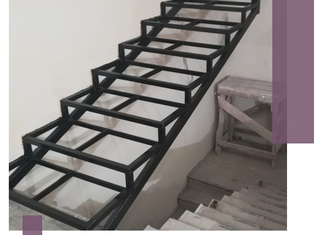 Демонтаж лестниц на металлокаркасе в Тайшете: быстрый вывоз и разбор