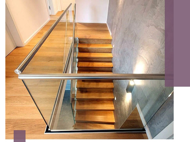 Перила для лестницы в доме — изготовление и монтаж в Тайшете