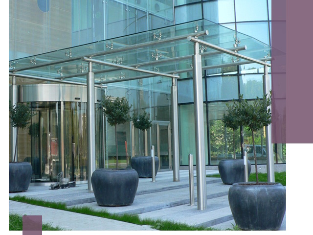 Навесы из стекла на заказ в Тайшете — монтаж и установка